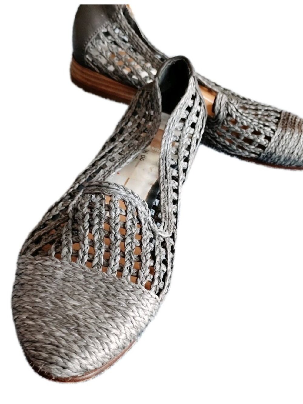 Women's Dolce Vita Shoes Size 6 Grey Flat Crochet